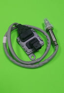 2006244PE Paccar Nox Sensor - Before Catalyst MX 11