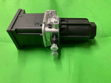 Load image into Gallery viewer, PN 5375478RX Cummins Doser Pump
